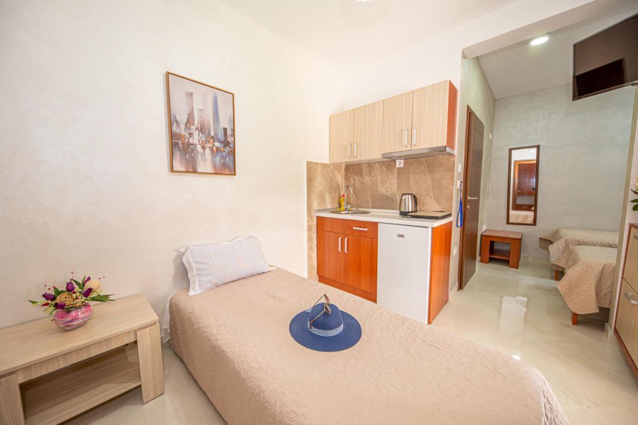 Kristal Apartmani Čanj Exteriör bild