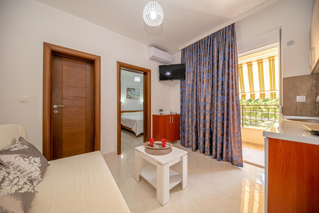 Kristal Apartmani Čanj Exteriör bild